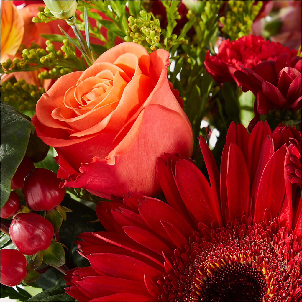 Sweater Season - A Florist Original – Yadilynn Flowers Llc, Orange CA