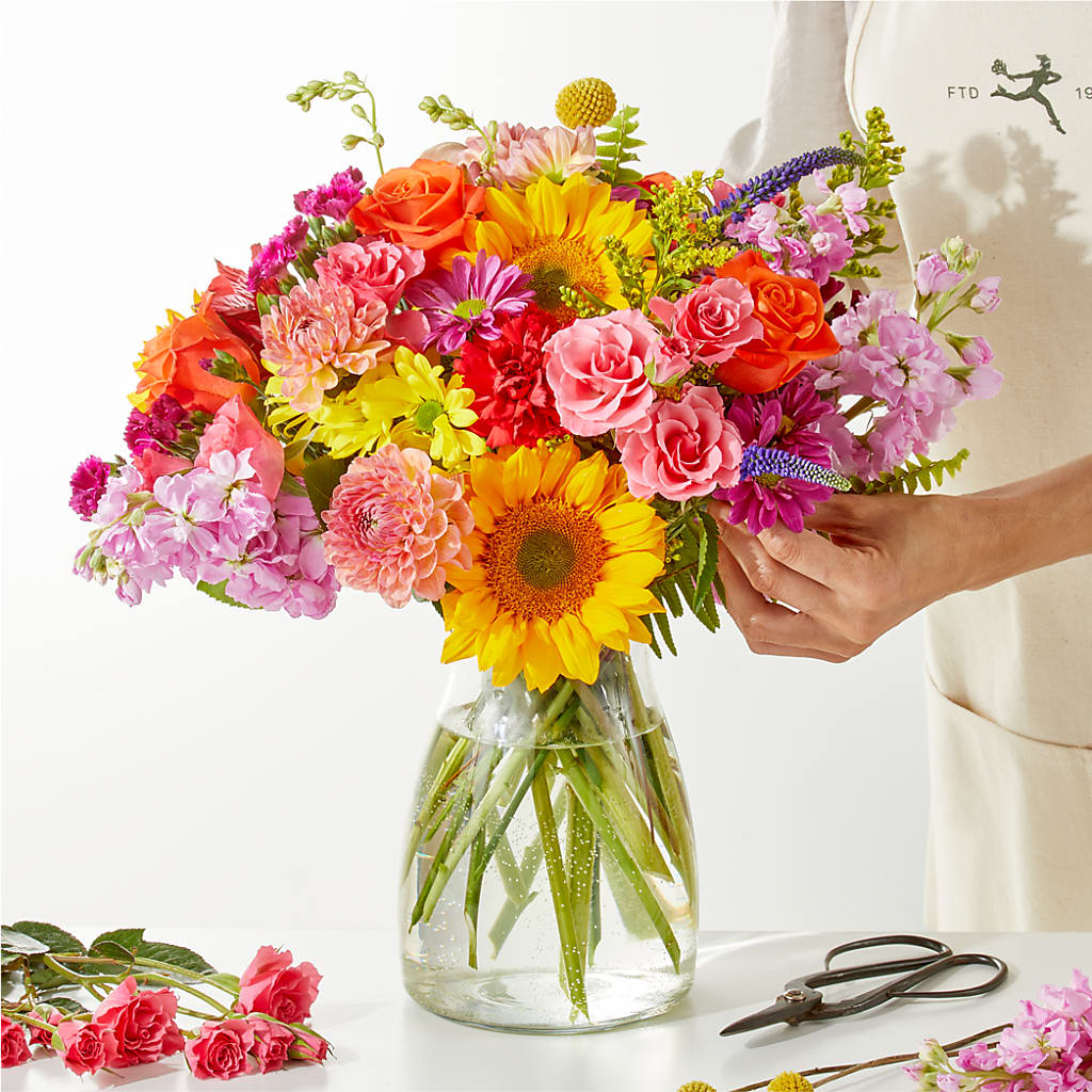 Cue the Confetti - A Florist Original – Yadilynn Flowers Llc, Orange CA