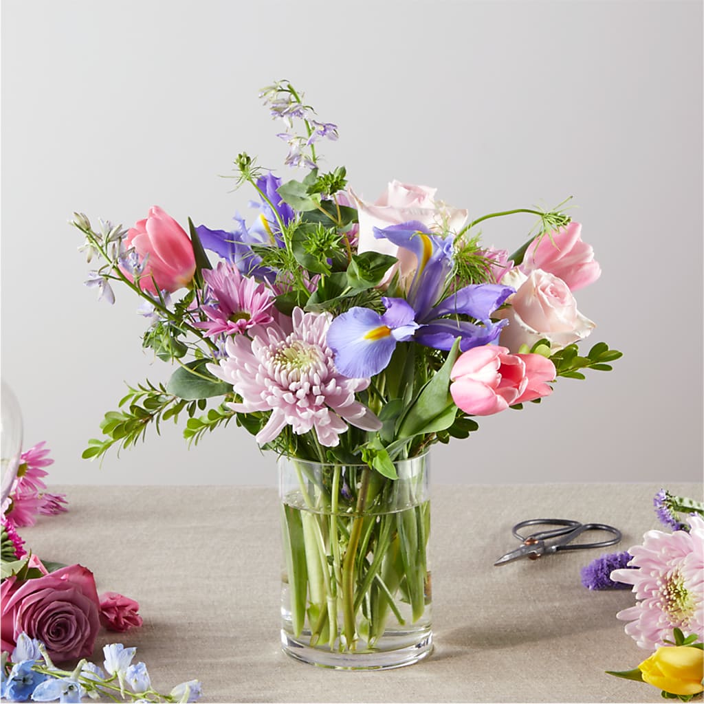 Pastel Tradition - A Florist Original – Yadilynn Flowers Llc, Orange CA