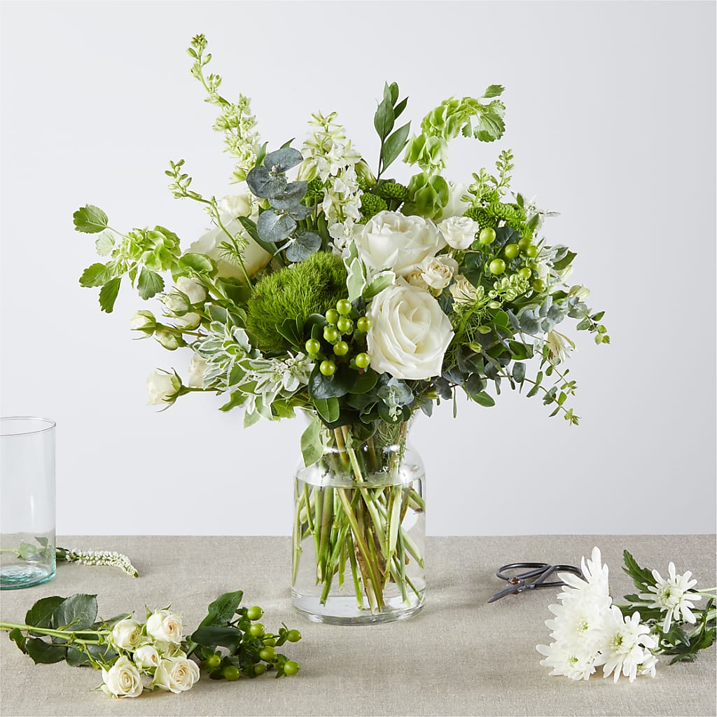Irish Garden - A Florist Original – Yadilynn Flowers Llc, Orange CA