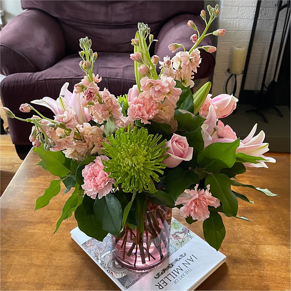 Pretty in Pink Bouquet – Yadilynn Flowers Llc, Orange CA