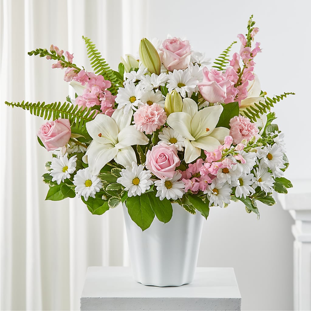 Soft Touch Tabletop Basket – Yadilynn Flowers Llc, Orange CA
