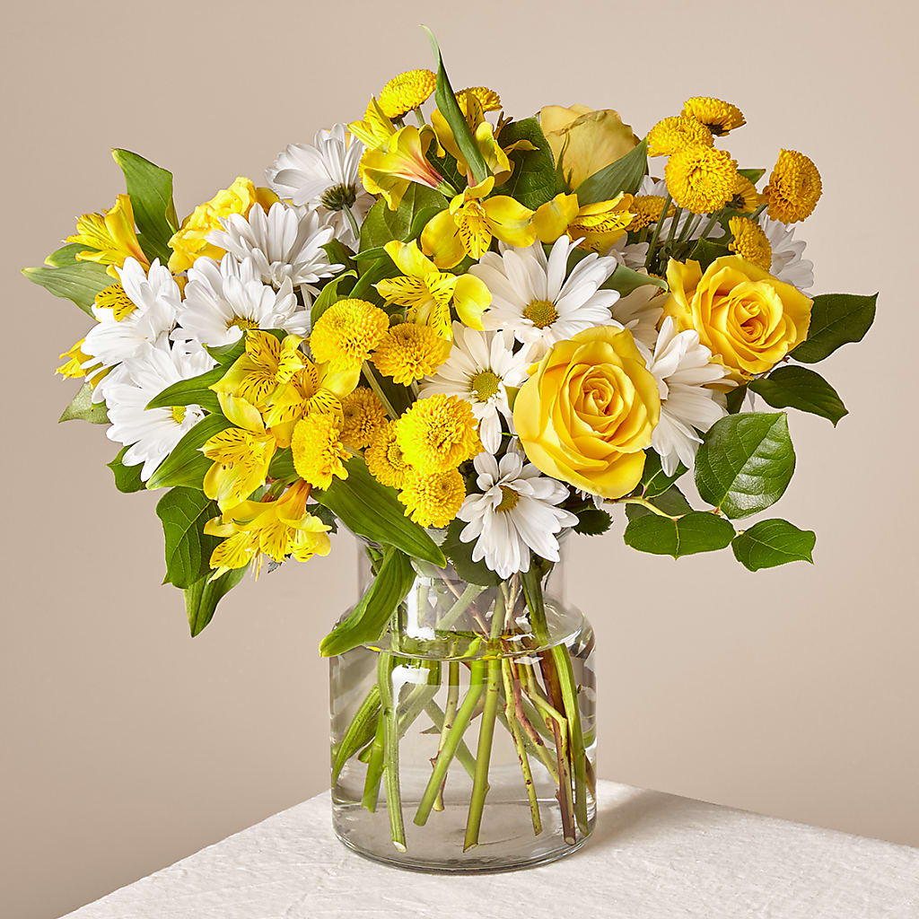 Sunny Sentiments Bouquet – Yadilynn Flowers Llc, Orange CA
