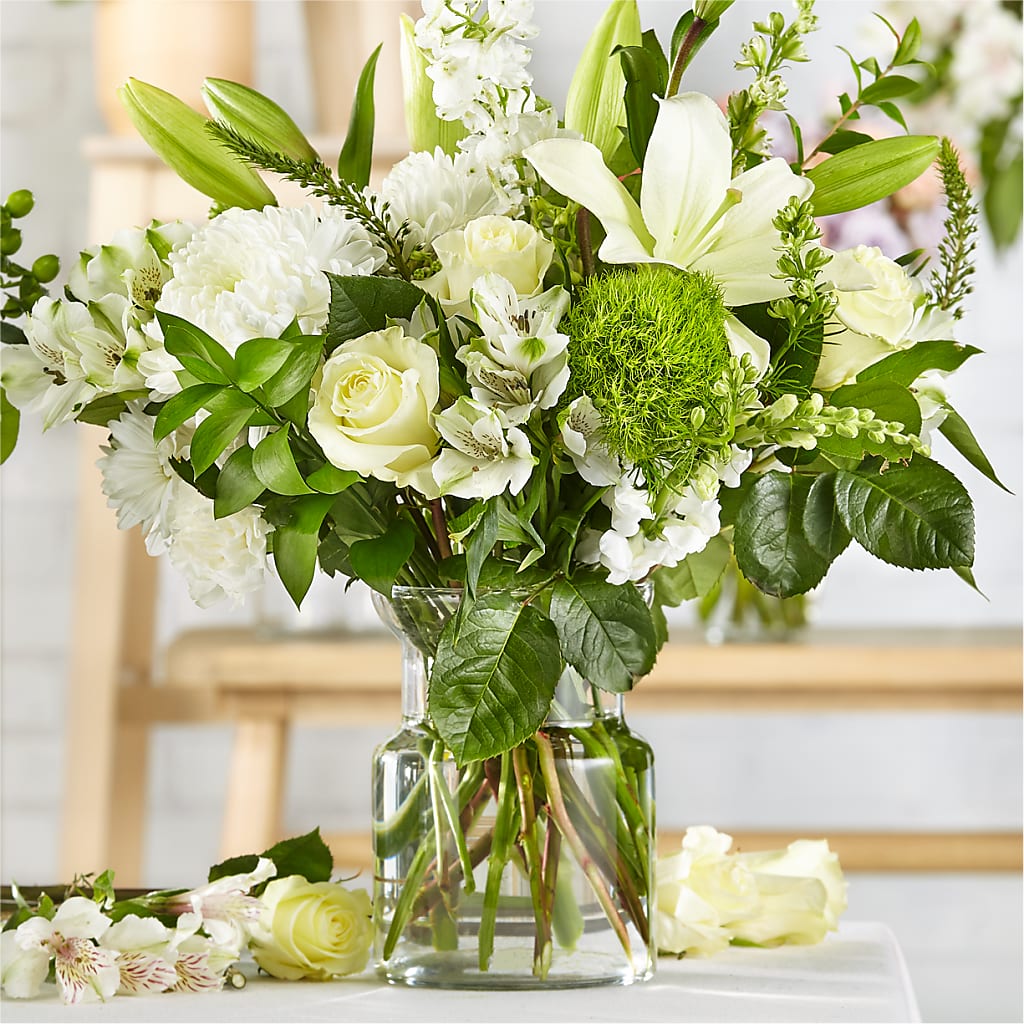Classic Ivory – A Florist Original – Yadilynn Flowers Llc, Orange CA