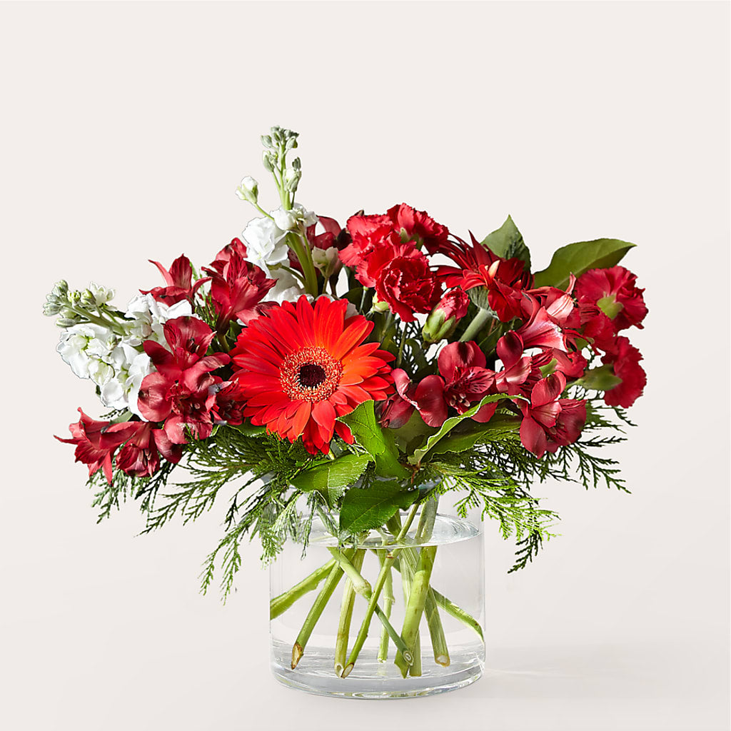 Holidaisy Bouquet – Yadilynn Flowers Llc, Orange CA