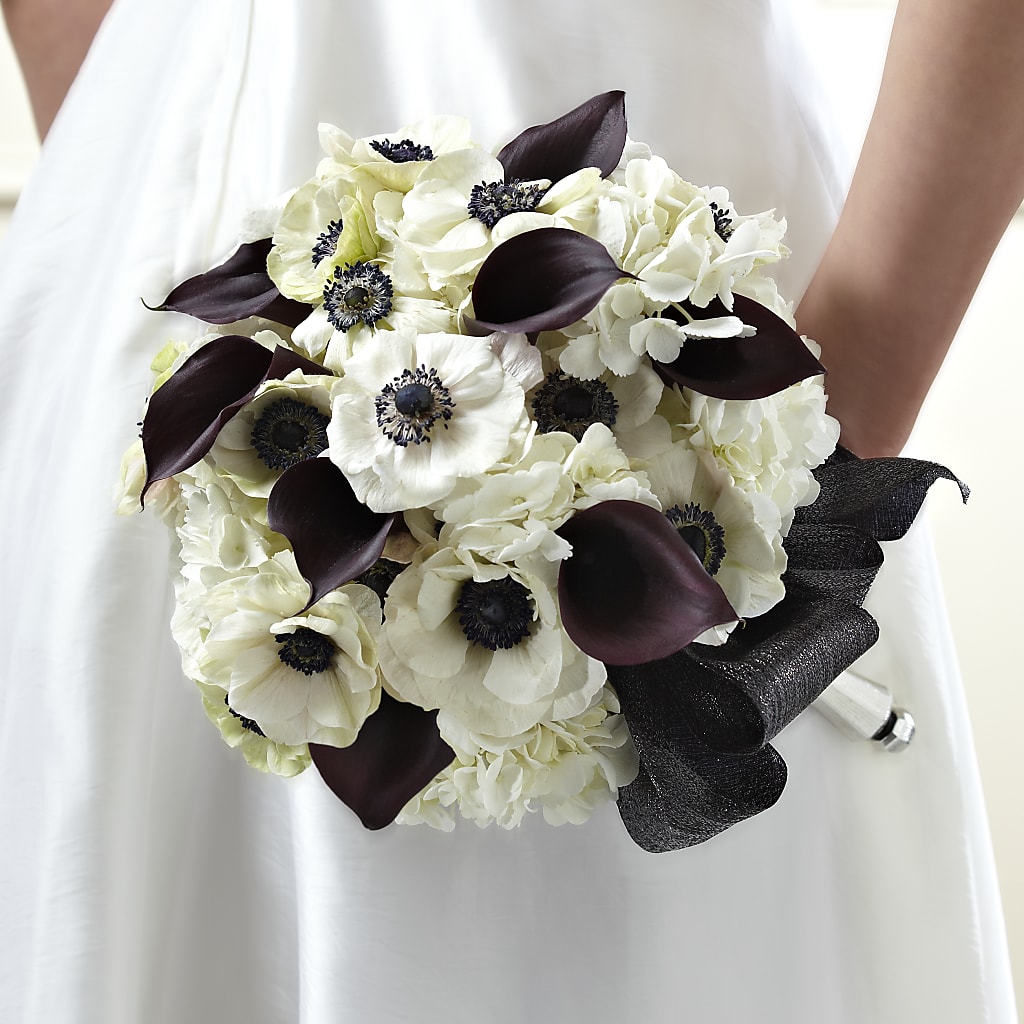 To Have and To Hold Bouquet – Yadilynn Flowers Llc, Orange CA