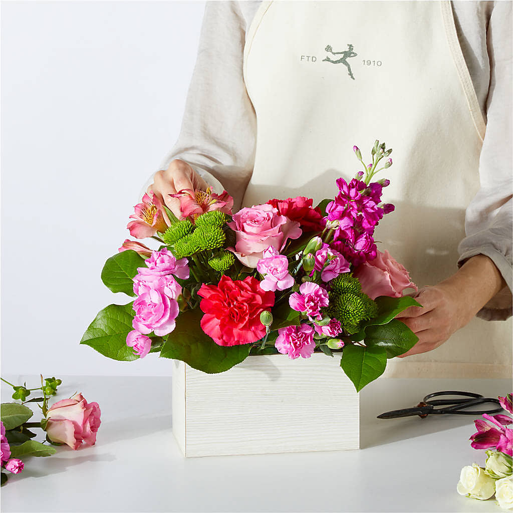 Sweetberry Box – A Florist Original –  Yadilynn Flowers Llc, Orange CA