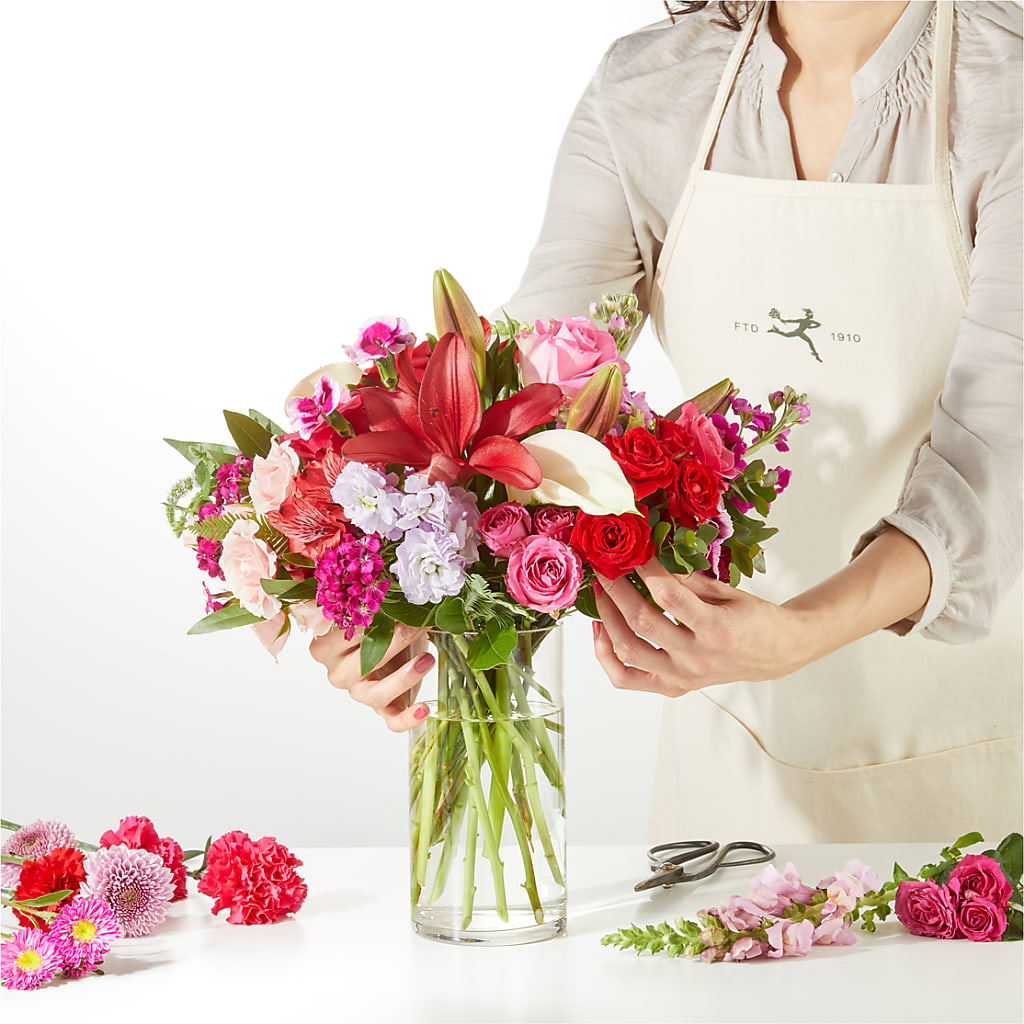 Swooning Over You - A Luxury Florist Original –  Yadilynn Flowers Llc, Orange CA