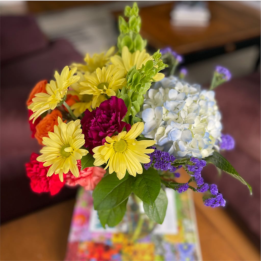 Summer Spectra - A Florist Original –  Yadilynn Flowers Llc, Orange CA