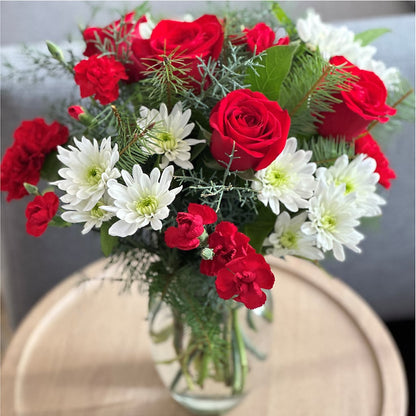 Seasonal Magic Bouquet –  Yadilynn Flowers Llc, Orange CA