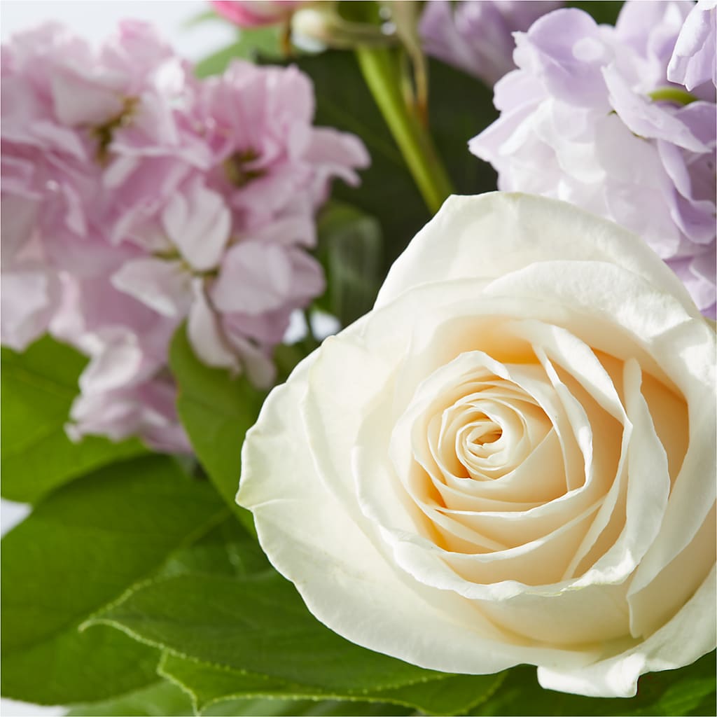 Springtime Spritz Bouquet –  Yadilynn Flowers Llc, Orange CA