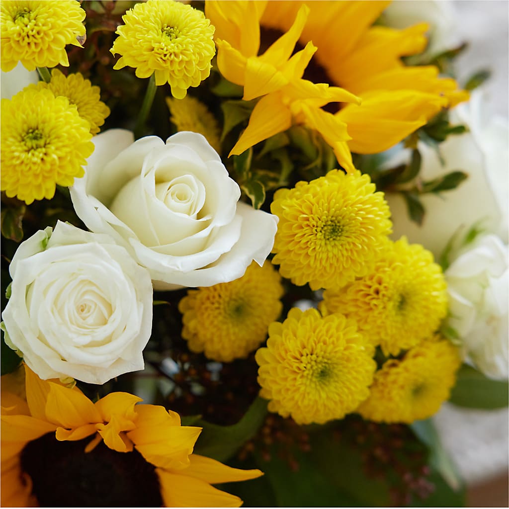 Luminous Morning Bouquet –  Yadilynn Flowers Llc, Orange CA