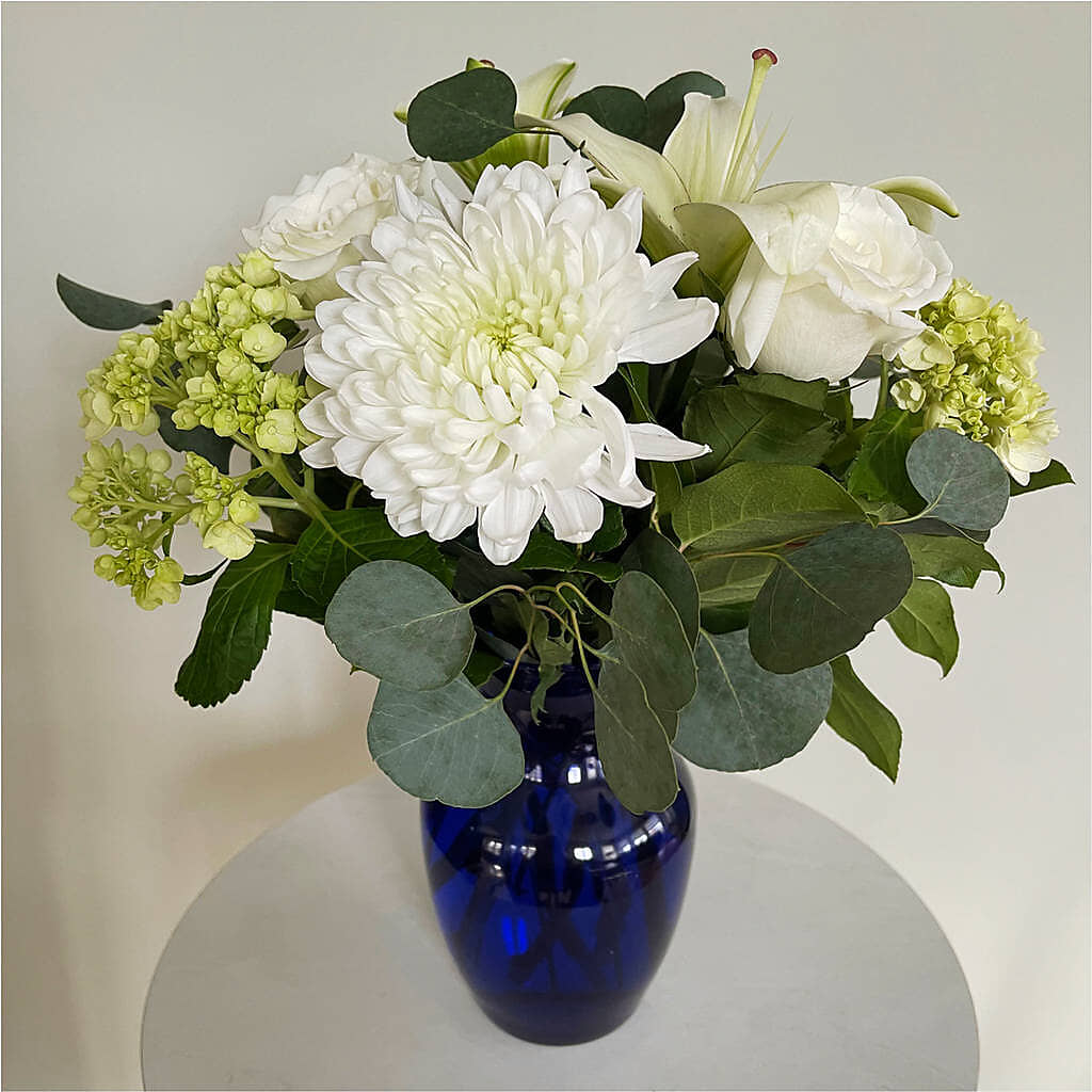 Snowy Dreams Bouquet –  Yadilynn Flowers Llc, Orange CA