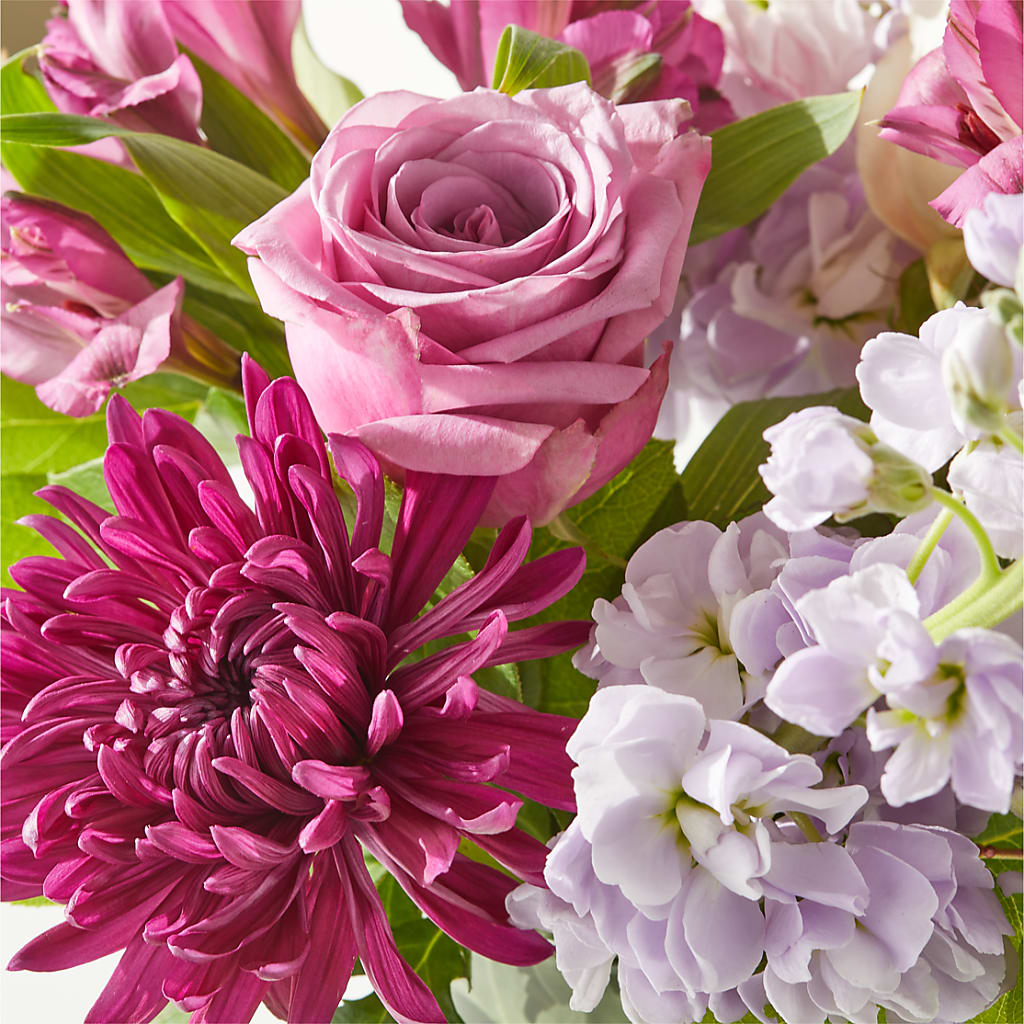 Amethyst Dreams Bouquet –  Yadilynn Flowers Llc, Orange CA