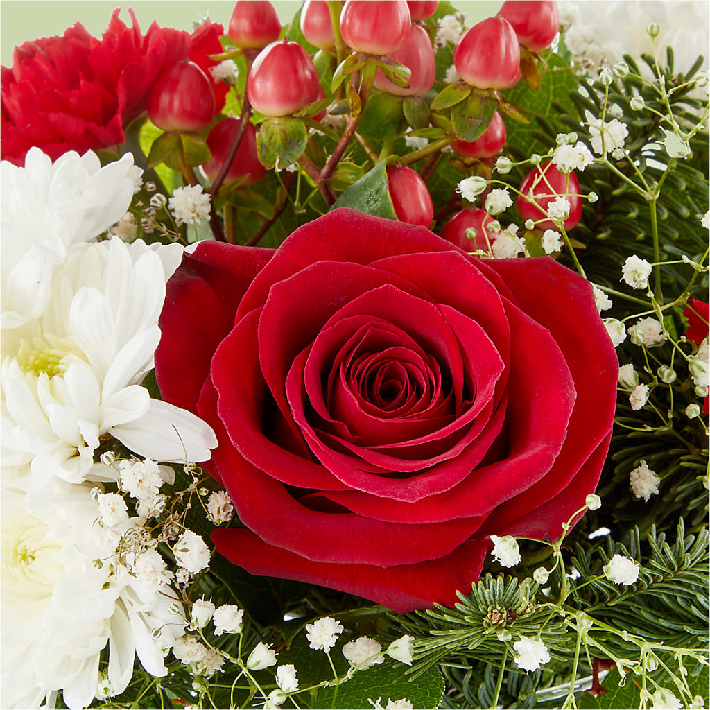 Chance of Flurries Bouquet –  Yadilynn Flowers Llc, Orange CA
