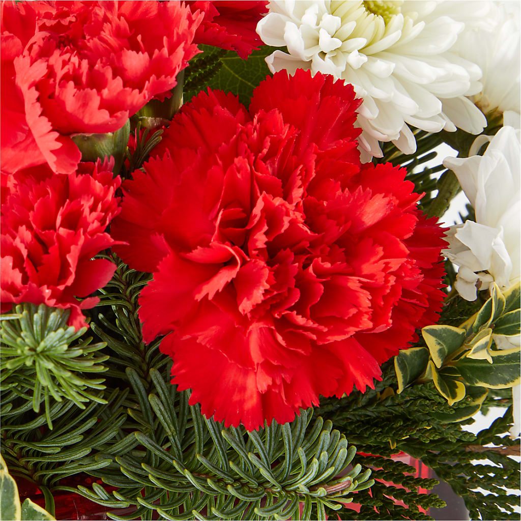 Christmas Market Bouquet –  Yadilynn Flowers Llc, Orange CA