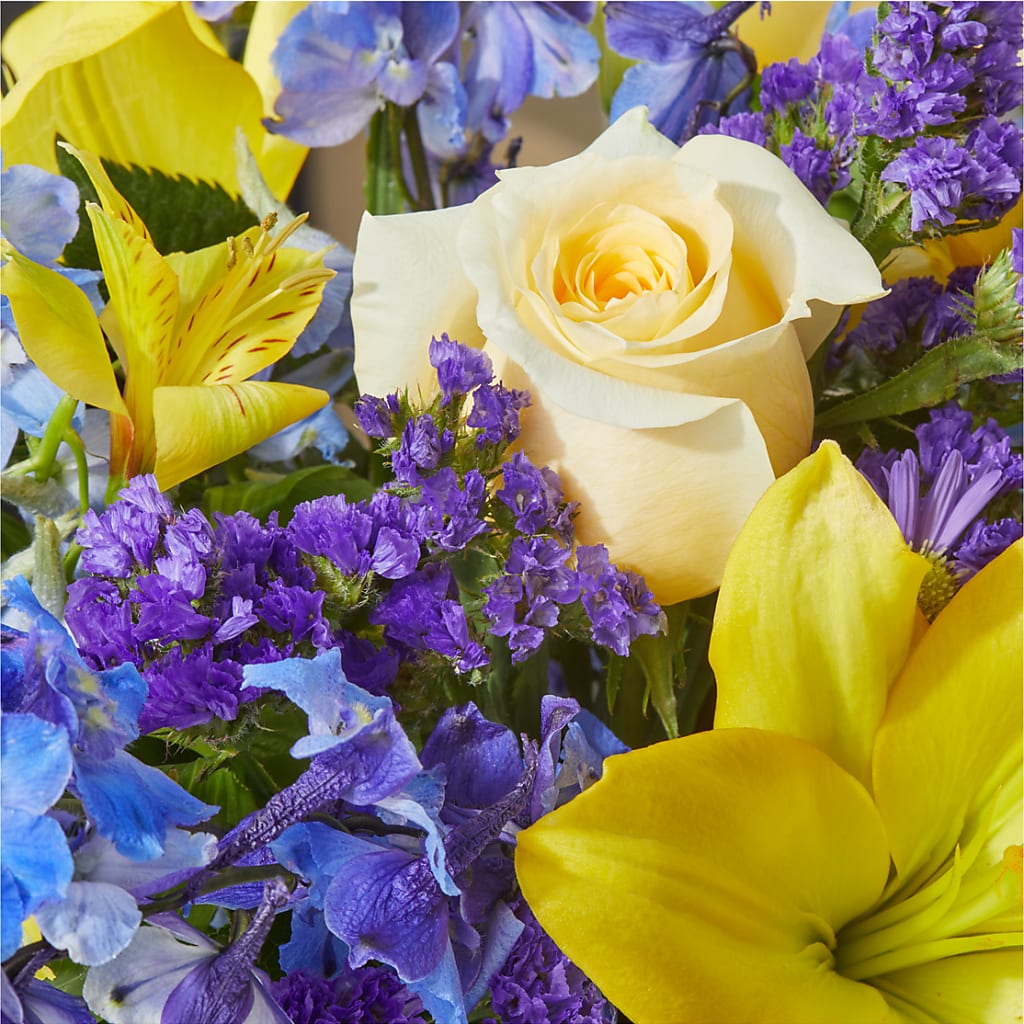 Limoncello Bouquet –  Yadilynn Flowers Llc, Orange CA