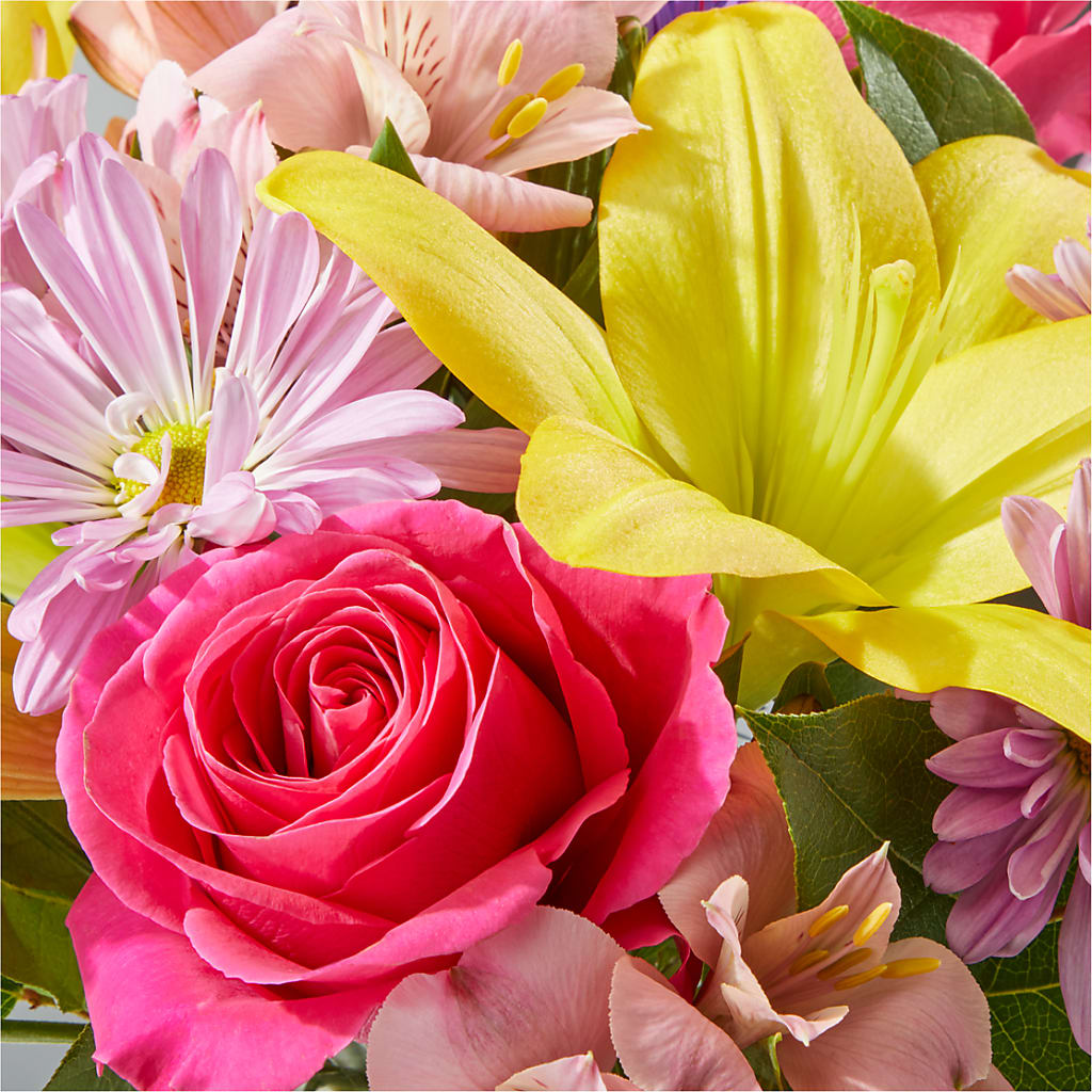 Sprinkles Bouquet –  Yadilynn Flowers Llc, Orange CA