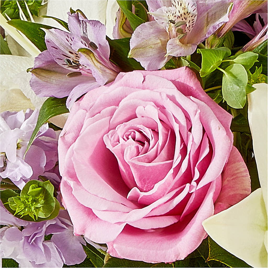 Daydreamer Bouquet –  Yadilynn Flowers Llc, Orange CA
