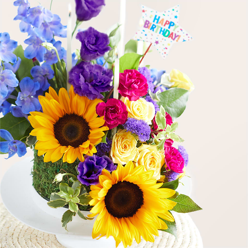 Star of the Day Floral Cake –  Yadilynn Flowers Llc, Orange CA
